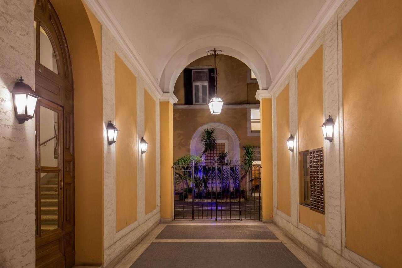 Navona White Apartment Рим Экстерьер фото